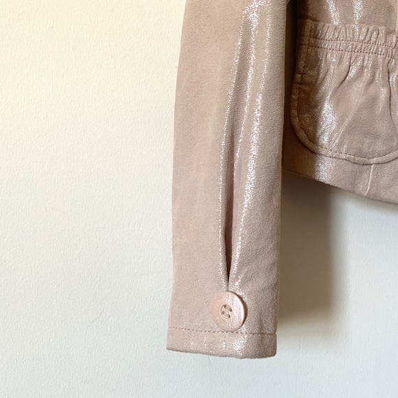 90’s Danier Vintage Shimmery Pink Sueded Leather Jacket, Metallic Ruffled Collar - Picture 4 of 10